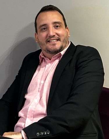 Para Caio Cesar Costa Silva, gerente de negócios da LHH Nordeste, o problema vai além da falta de empatia: ele reflete um desequilíbrio entre foco em resultados e gestão de pessoas