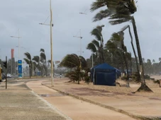 Imagem - Furacão? Ventania chega a 75 km/h em Salvador e causa estragos
