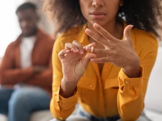 Imagem - O que é o ‘slow dumping’? Entenda o método brutal de término que viralizou nas redes