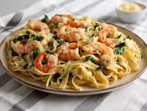 Imagem - Almoço saudável: 5 receitas práticas e nutritivas com ora-pro-nóbis