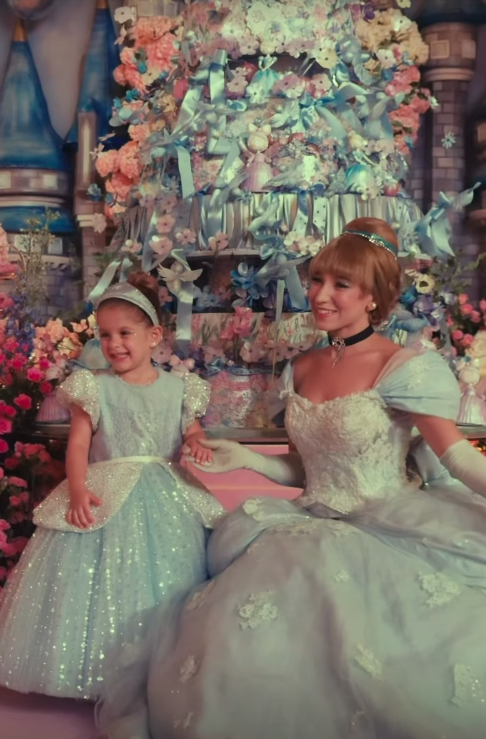 Aniversário de Maria Flor, filha de Virginia, teve tema da Cinderela por Reprodução | Instagram