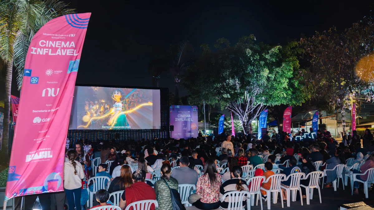 Cinema Inflável com sessões gratuitas na Bahia por Divulgação