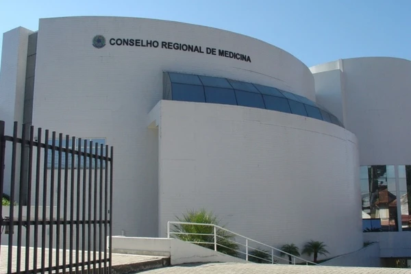 Conselho Regional de Medicina do paraná (CRM-PR)