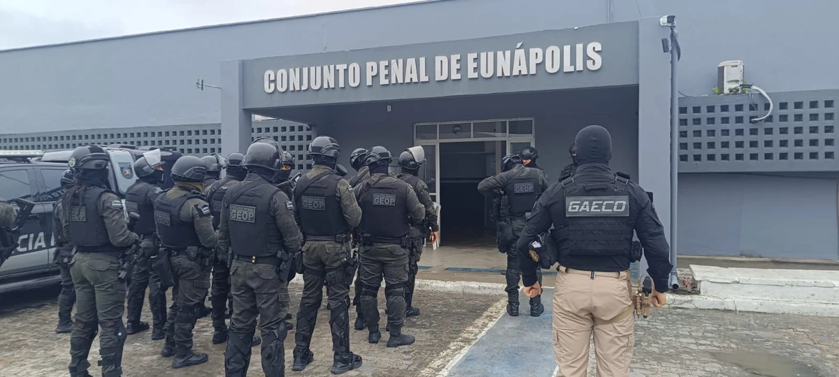Operação é realizada em presídio na Bahia por Divulgação