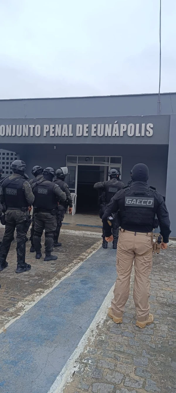 Operação é realizada em presídio na Bahia por Divulgação