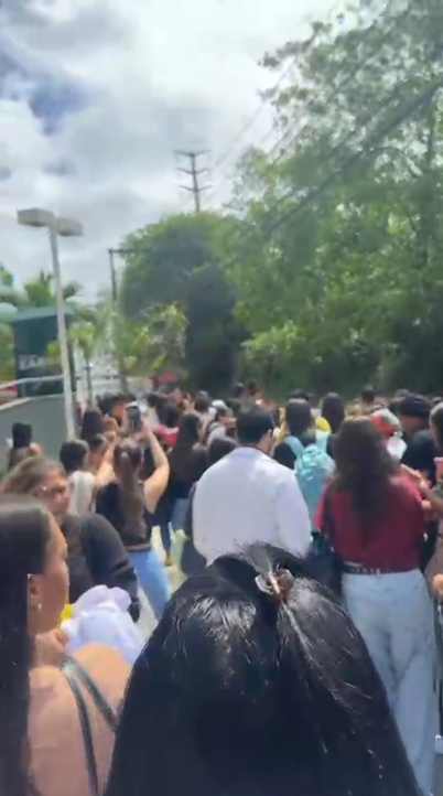 Princípio de incêndio causa pânico em faculdade de Medicina em Salvador por Reprodução