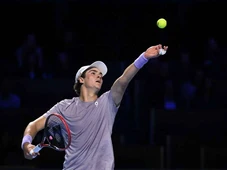 Imagem - João Fonseca vê canadense abandonar no 3° set e é 2° brasileiro na semifinal de um ATP 500