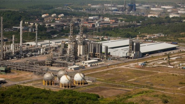 Braskem aprova investimento para ampliar produção de eteno e polietileno no Rio de Janeiro