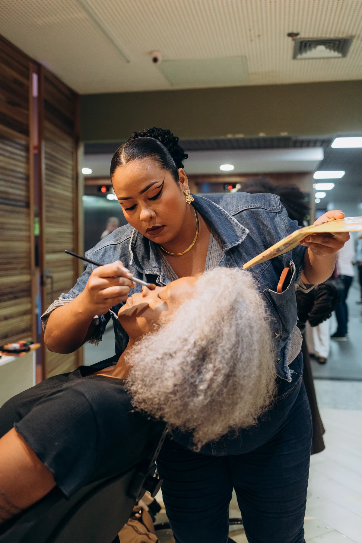 Concurso de maquiagem do Afro Fashion Day 2025 por Lucas Leawry