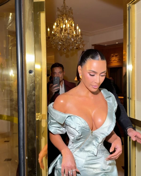 Kim Kardashian por Reprodução/instagram