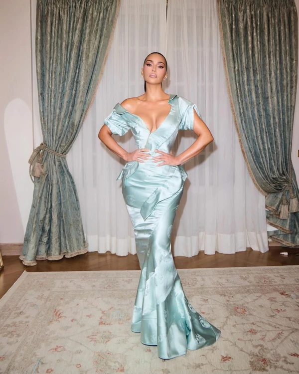 Kim Kardashian por Reprodução/instagram