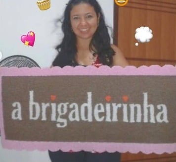 Patrícia Guimarães fundou A Brigadeirinha com a filhas em 2014 por Divulgação