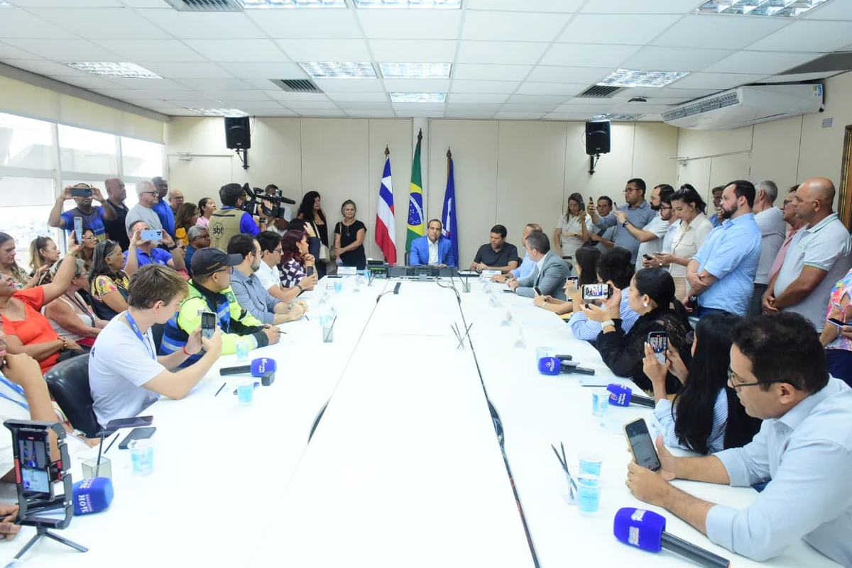 Reunião da prefeitura com setor de transporte escolar por Valter Pontes/ Secom PMS
