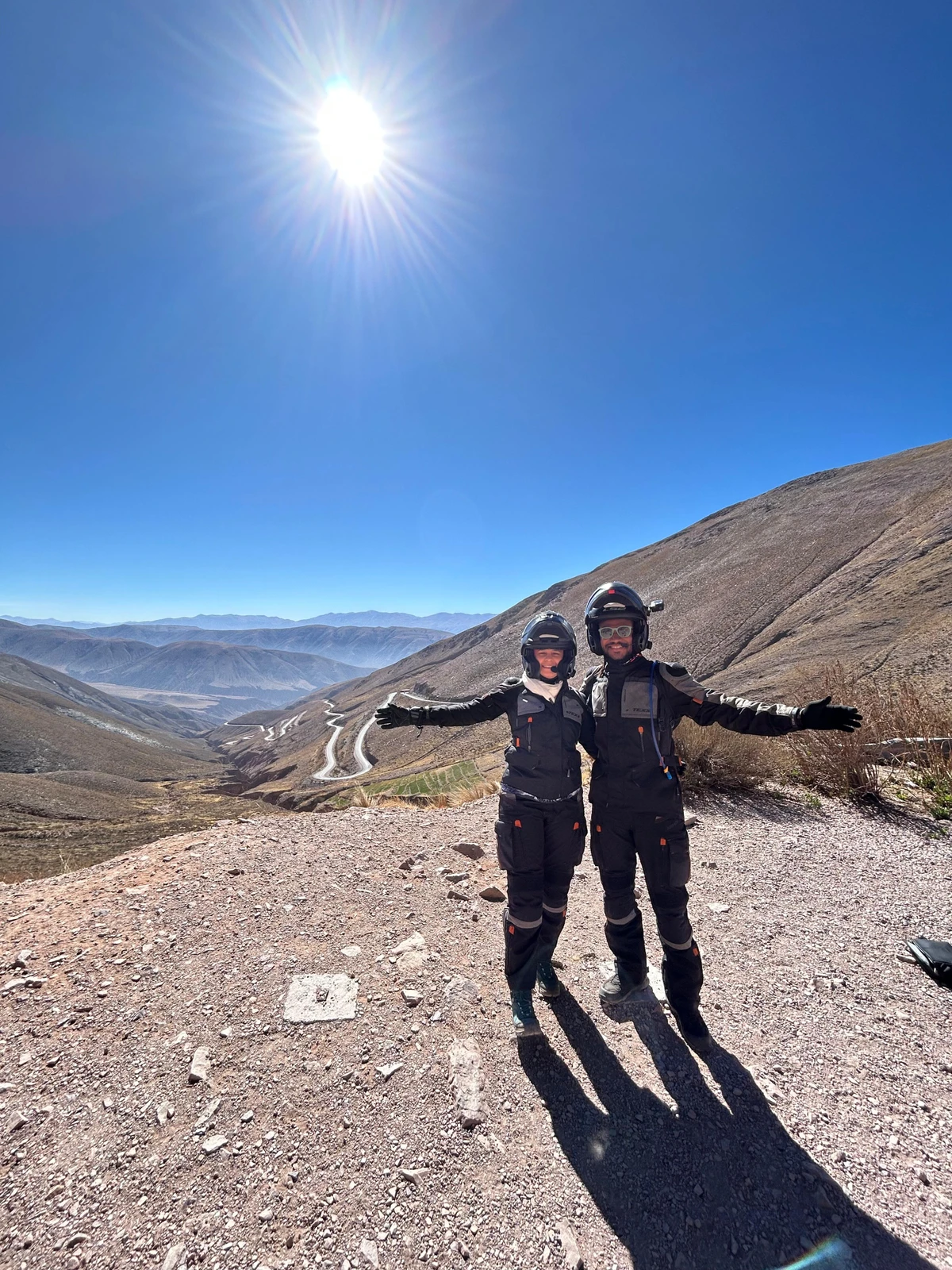 Taiane Ribeiro e Joanilson Assis no deserto do Atacama por Arquivo pessoal