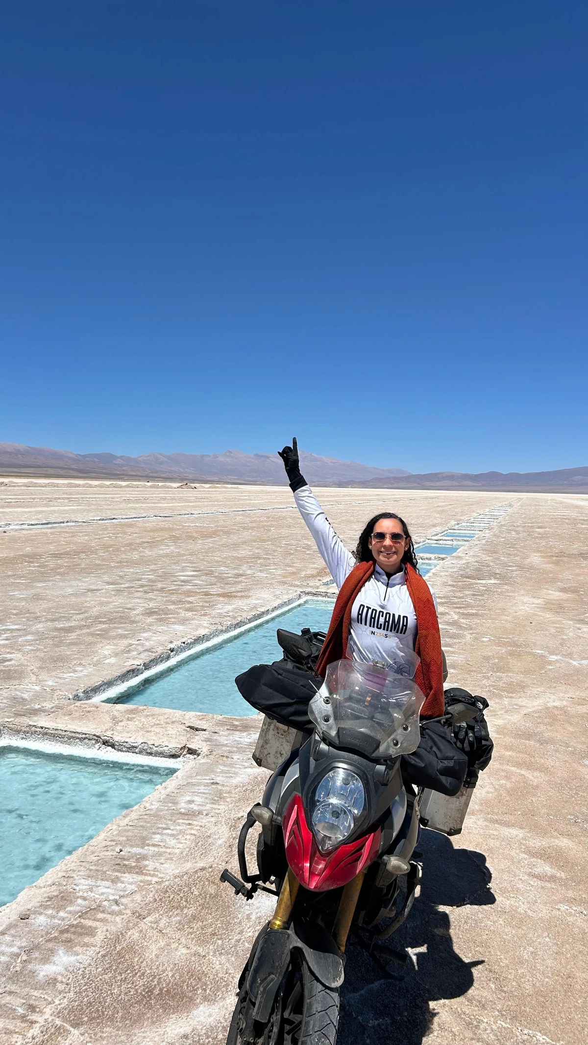Taiane Ribeiro e Joanilson Assis no deserto do Atacama por Arquivo pessoal