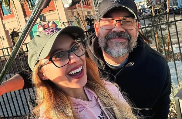 Aaron Goodwin com a esposa Victoria Goodwin por Reprodução