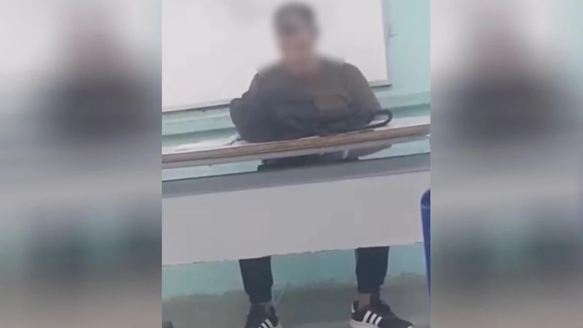 Cena foi gravada na aula de matemática