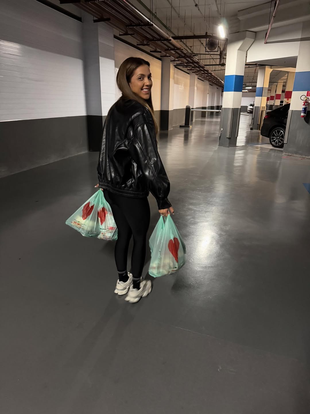 Everton Ribeiro publica homenagem para esposa, Marília Nery por Reprodução/Instagram