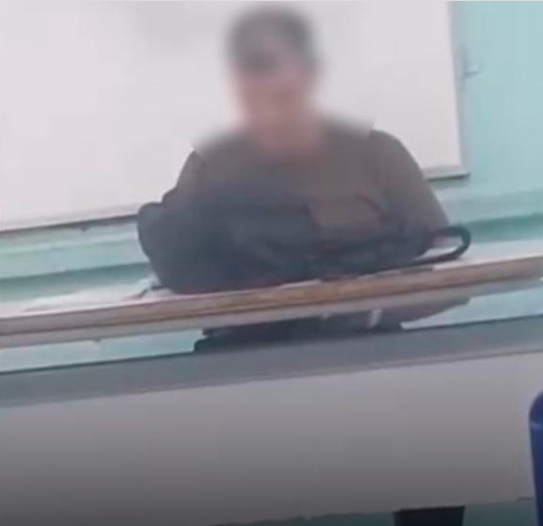 Professor foi filmado por aluna por Reprodução