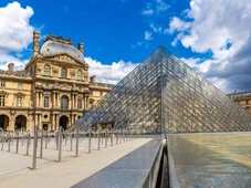 Imagem - Dois suspeitos são presos por envolvimento no roubo de joias do Louvre