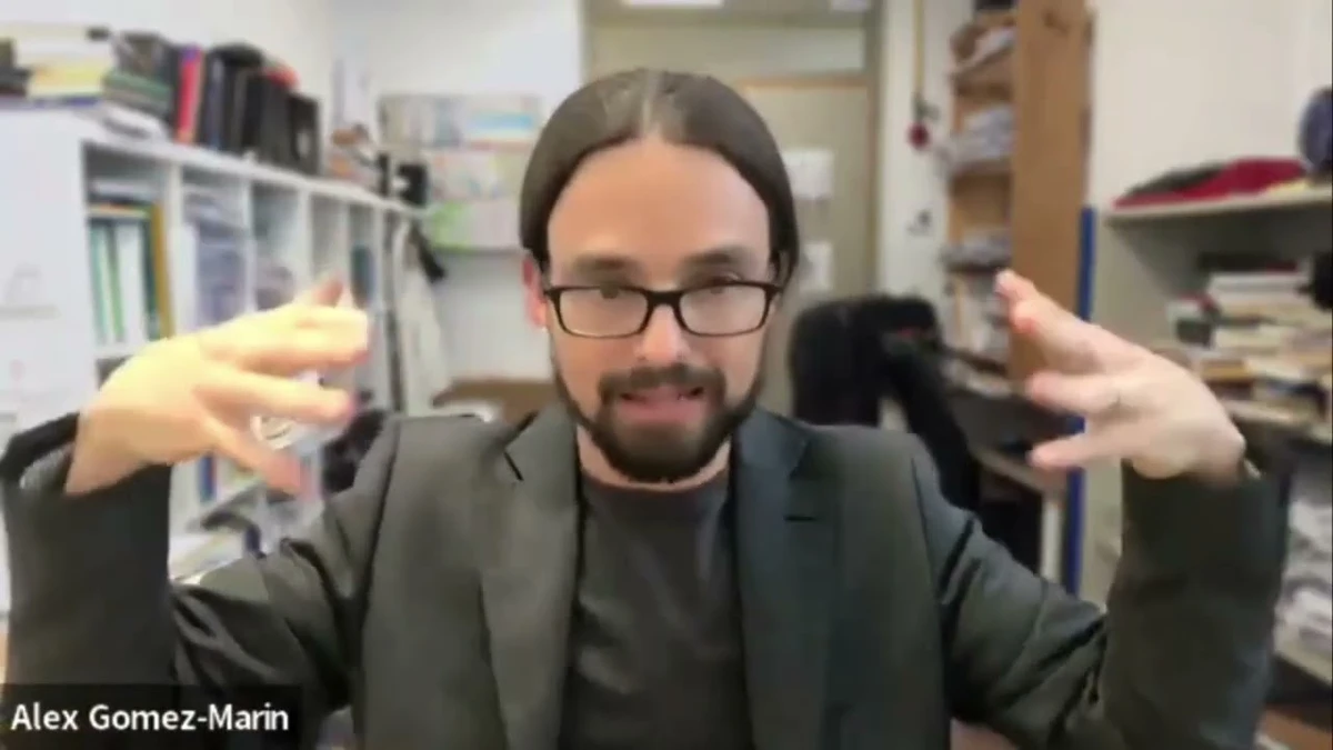 Álex Gómez Marín por Reprodução