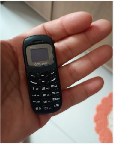 Mini celulares são armas nas mãos do crime organizado por Reprodução