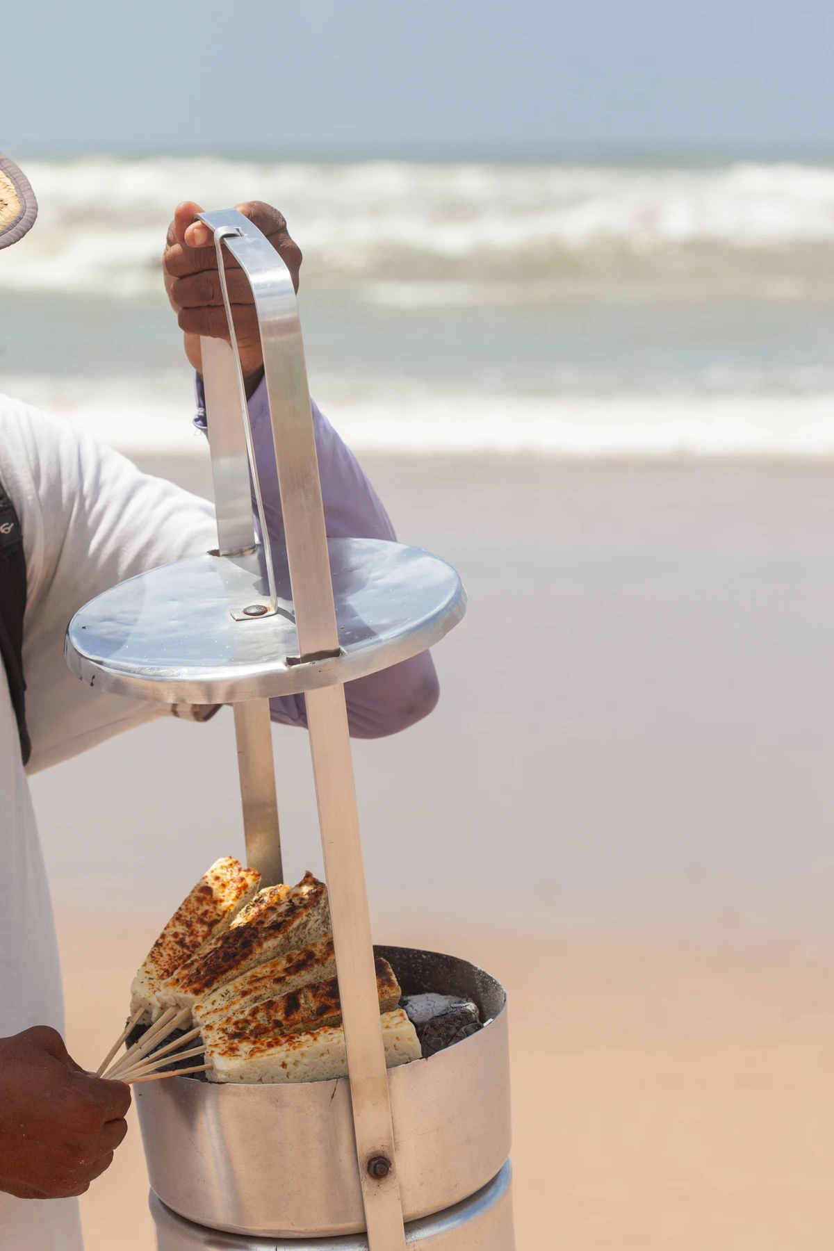 Projeto de lei que proíbe som nas praias divide banhistas  por Sora Maia/CORREIO