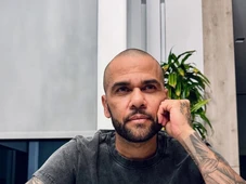 Imagem - Após ter condenação anulada, Daniel Alves vira pregador em igreja evangélica