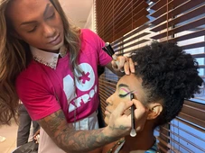 Imagem - Beleza em foco: Avon inspira as maquiagens que vão brilhar no Afro Fashion Day 2025
