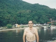 Imagem - Homem descobre câncer agressivo após sentir incômodo com cinto de segurança: 'Por acaso'