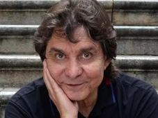 Imagem - Internado há 10 dias, Lô Borges passou por traqueostomia e respira por aparelhos