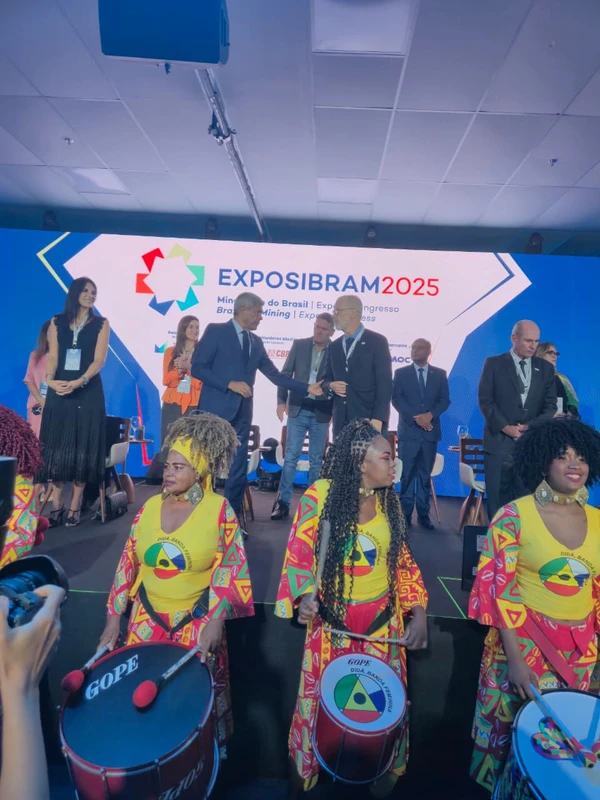 A Exposibram 2025, promovida pelo Instituto Brasileiro de Mineração (Ibram), reúne executivos, especialistas, investidores e representantes do poder público por Moysés Suzart