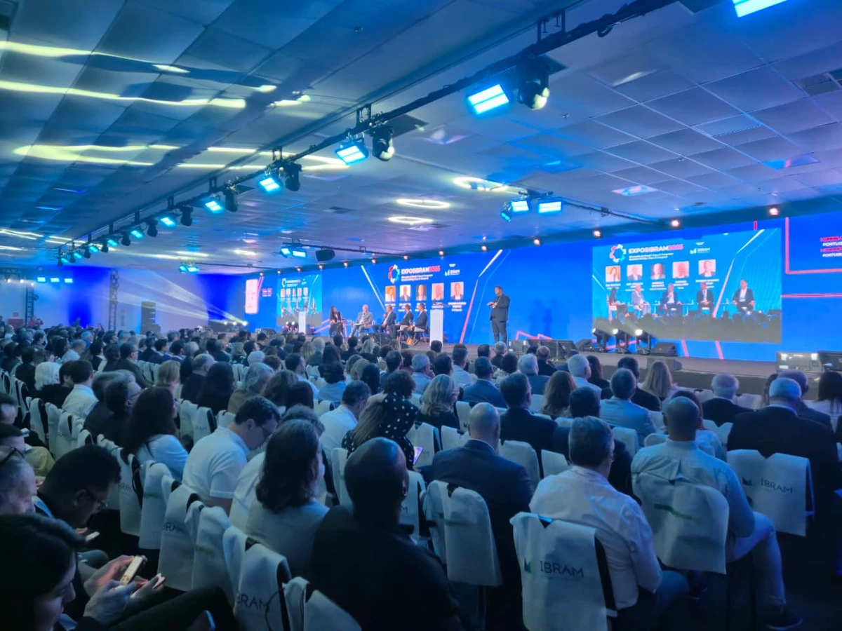 A Exposibram 2025, promovida pelo Instituto Brasileiro de Mineração (Ibram), reúne executivos, especialistas, investidores e representantes do poder público por Moysés Suzart