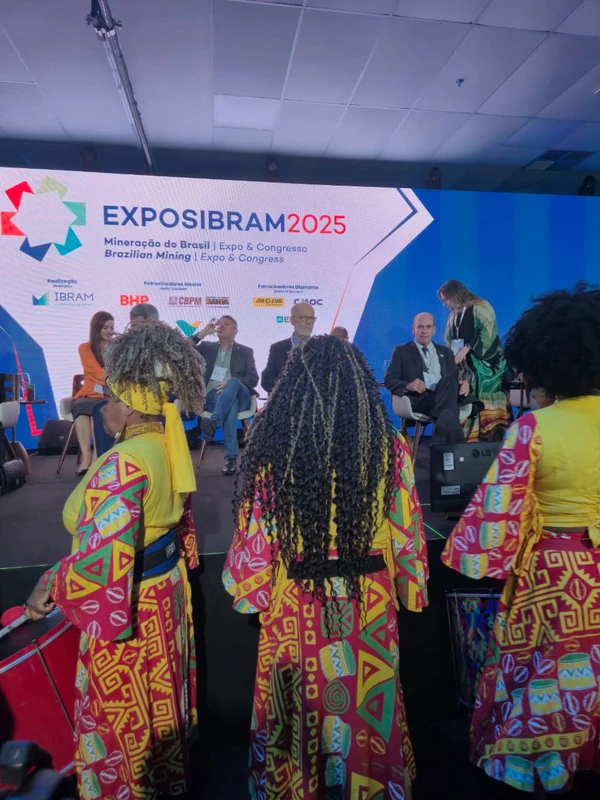 A Exposibram 2025, promovida pelo Instituto Brasileiro de Mineração (Ibram), reúne executivos, especialistas, investidores e representantes do poder público por Moysés Suzart