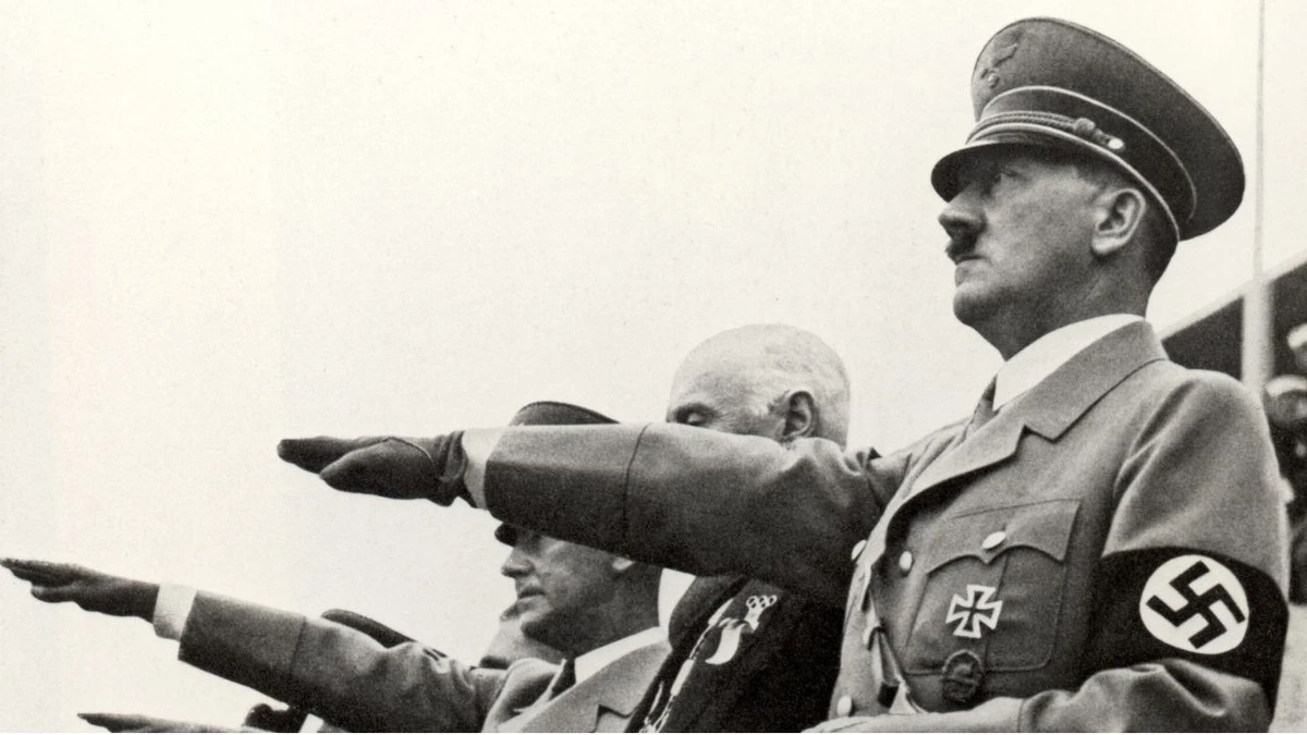 Adolf Hitler foi o líder do Partido Nazista e ditador da Alemanha entre 1933 e 1945, período em que instaurou um regime totalitário e racista. por Reprodução