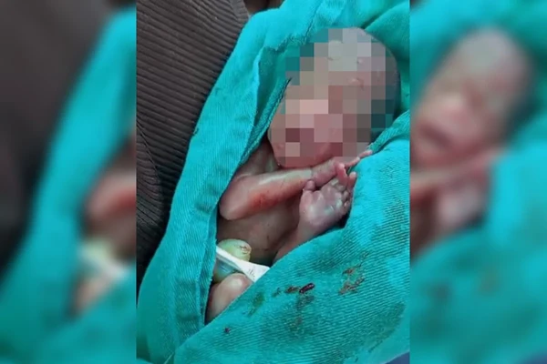 Bebê chorou no caixão