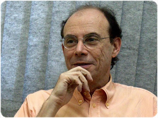 Bernardo Jablonski: ator, roteirista e psicólogo social, deixou sua marca na TV, no teatro e na academia. Morreu em 2011 por Reprodução