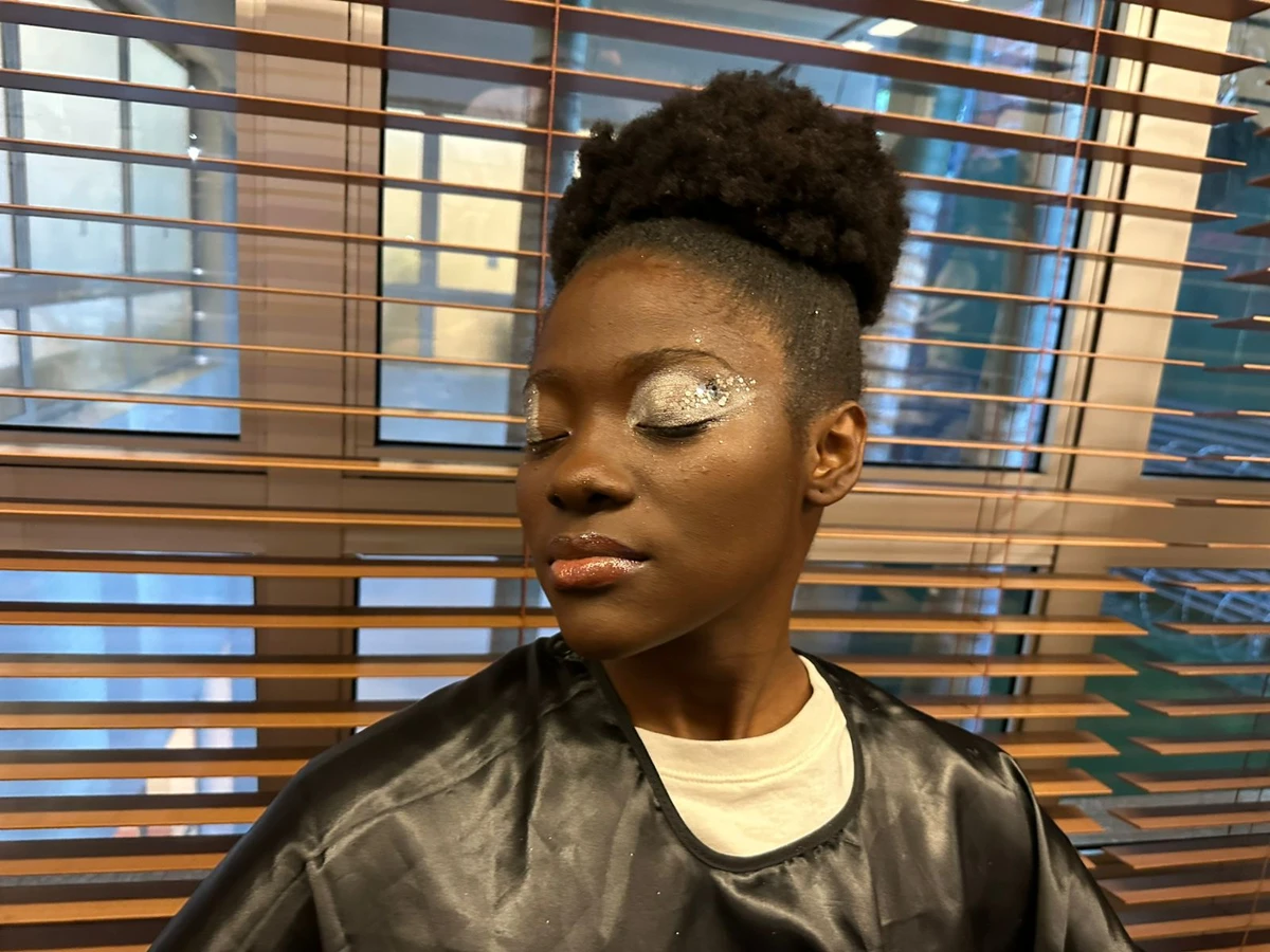 Cascateamento de Beleza do Afro Fashion Day 2025 por Correio