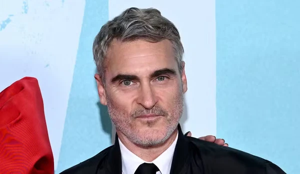 Ator Joaquin Phoenix faz 51 anos por Reprodução