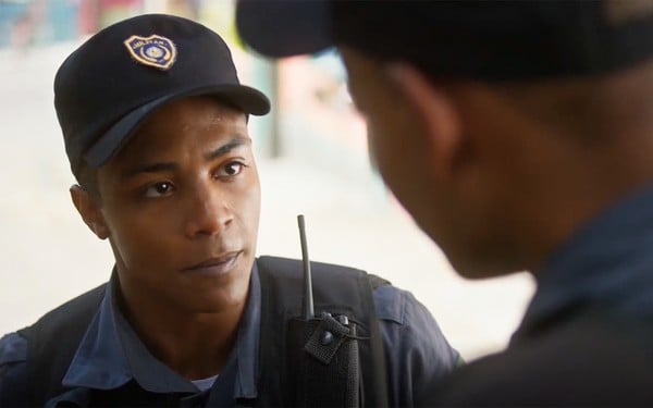 Marlon (Humberto Moraes) e Castanho (Dério Chagas) em "Dona de Mim" por Reprodução / Globo