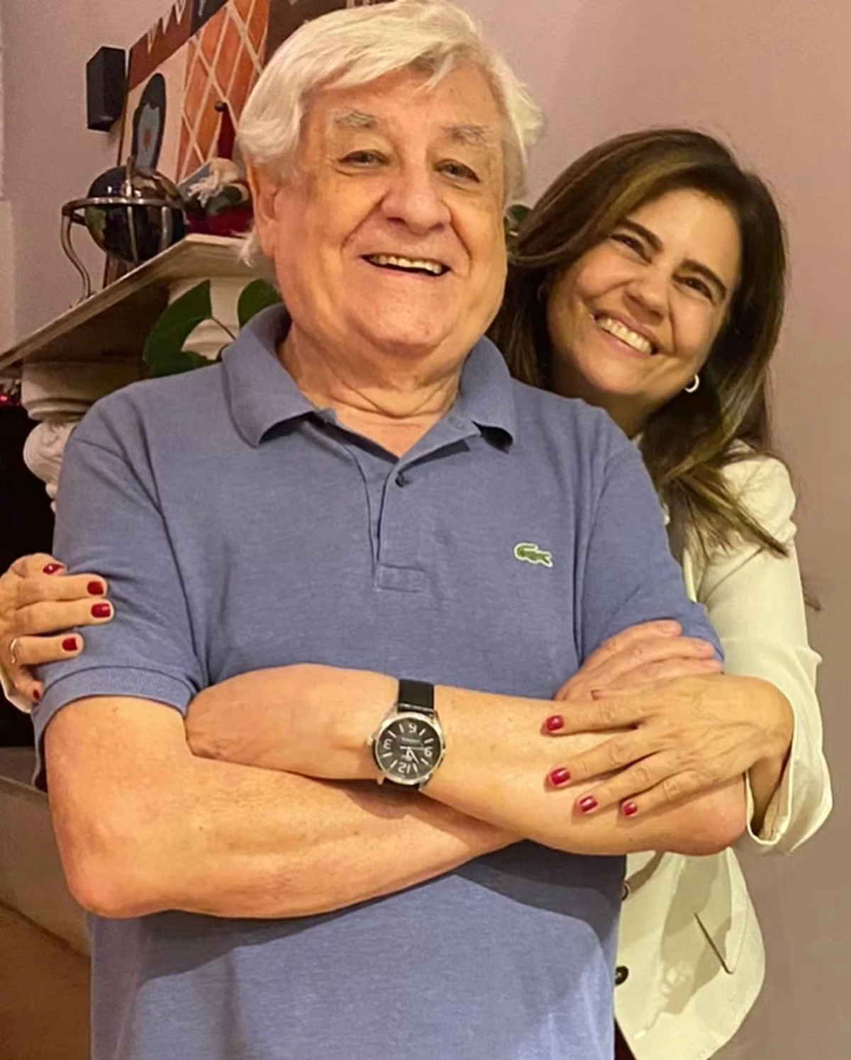 Mayara Magri com Lauro César Muniz por Reprodução