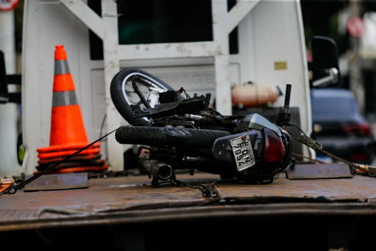 Motociclista de 23 anos morre em acidente no Rio Vermelho