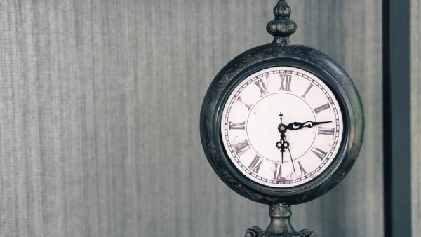 Os modelos de ponteiro estão sendo substituídos por versões digitais para evitar transtornos durante as provas