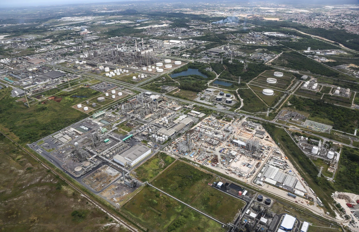 Petroquímica é o carro-chefe do Polo Industrial de Camaçari por Divulgação
