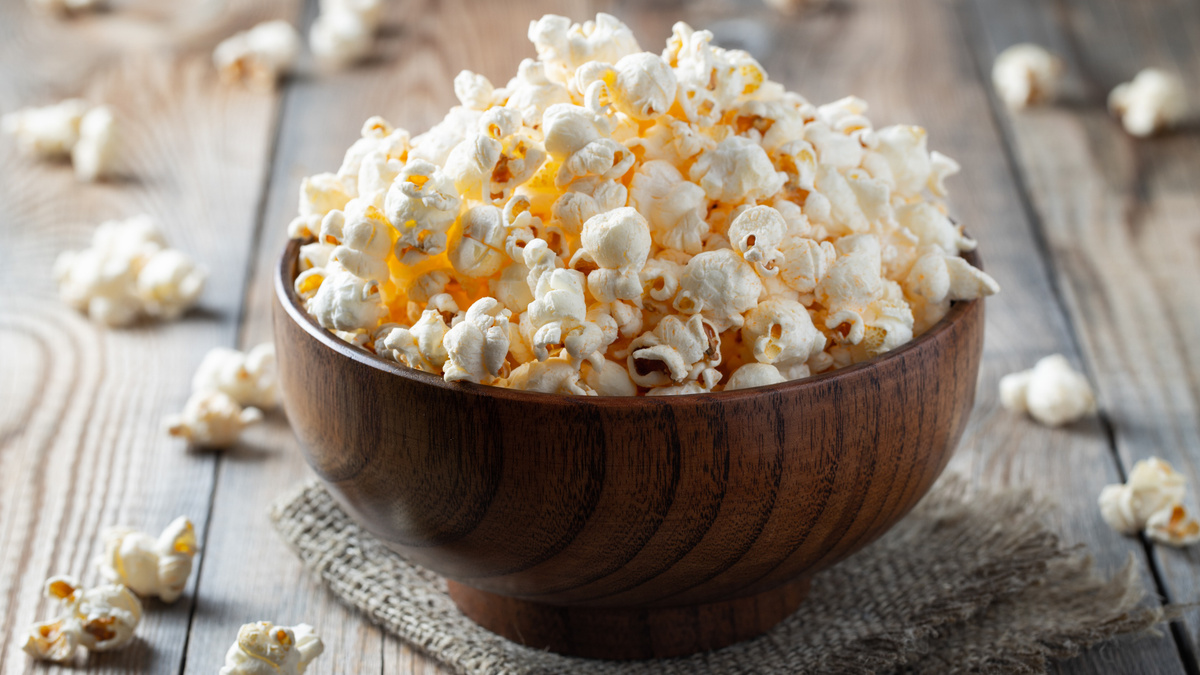Pipoca de cinema em casa: o truque não é a manteiga, nem o sal por Shutterstock