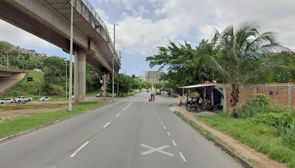 Semáforo Avenida Barros Reis por Reprodução Google/Maps