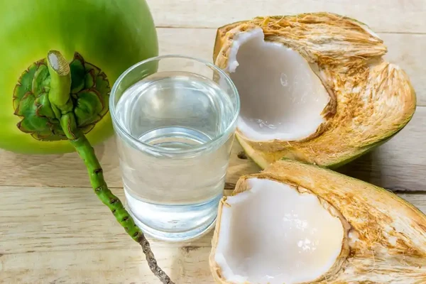 Água de coco por Reprodução