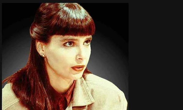 Lídia Brondi, nascida em 1960, é atriz brasileira conhecida por seu trabalho na televisão, especialmente em novelas da Globo durante os anos 1980 por Reproduçaõ