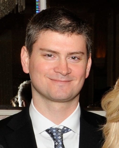 Michael Schur é produtor, roteirista e criador de séries norte-americano, conhecido por The Office, Parks and Recreation e The Good Place por Reprodução