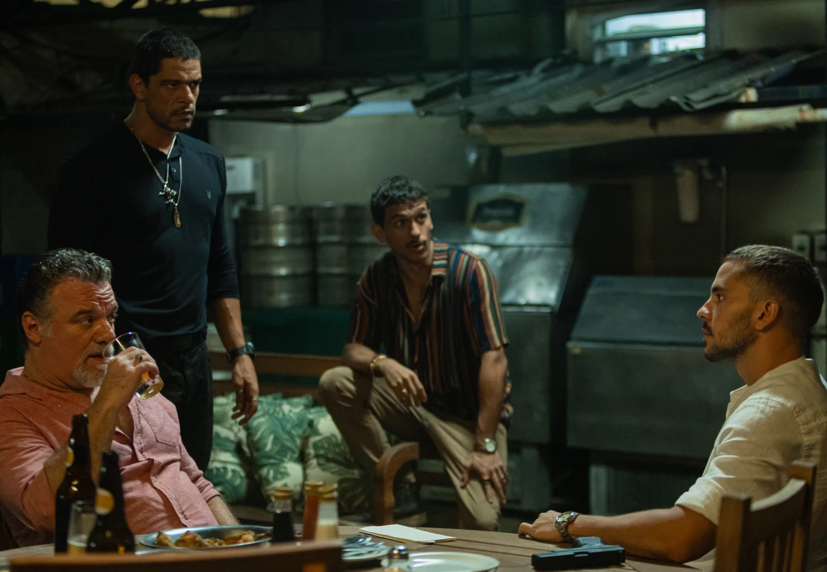 Ponto inicial da série é o desejo de Profeta de inserir sua família na alta cúpula da contravenção do Rio por Marcos Serra Lima/Netflix